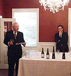 Bruno Cantieni and Ruben Elmer introducing wines.